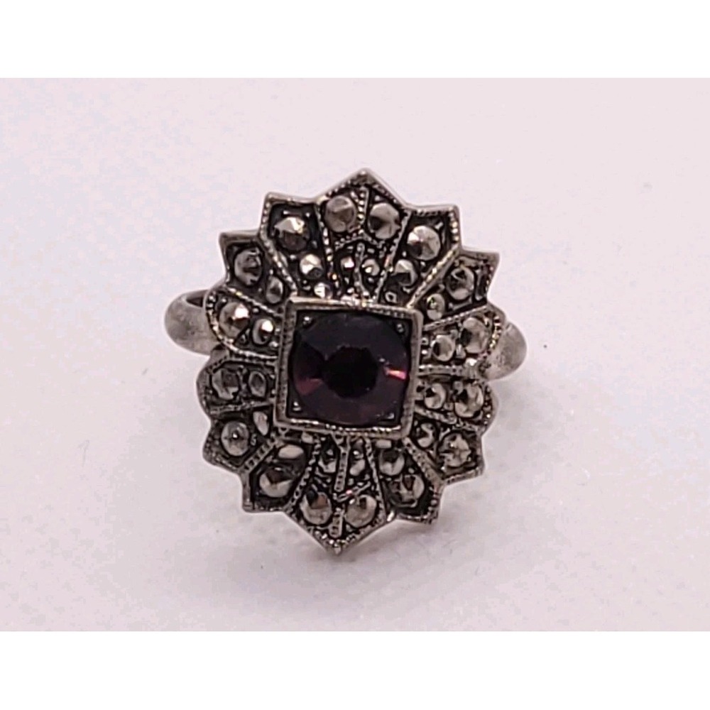 Size 7.25 Silver Tone Purple Square Ring Art Deco Marcasite Style 2.5mm Band